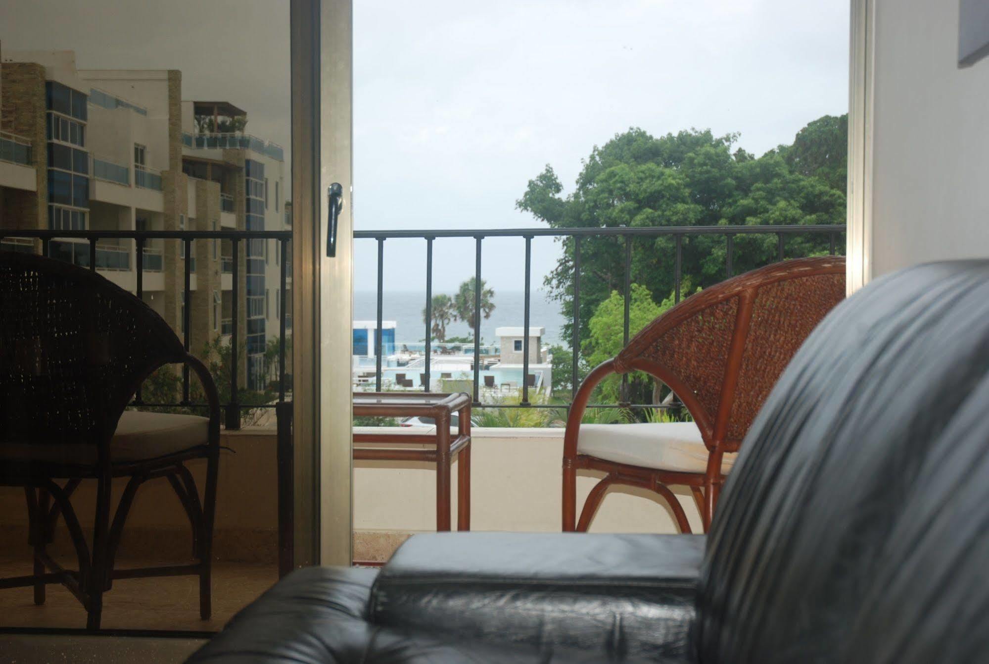E&J Beach Condo Sosúa エクステリア 写真