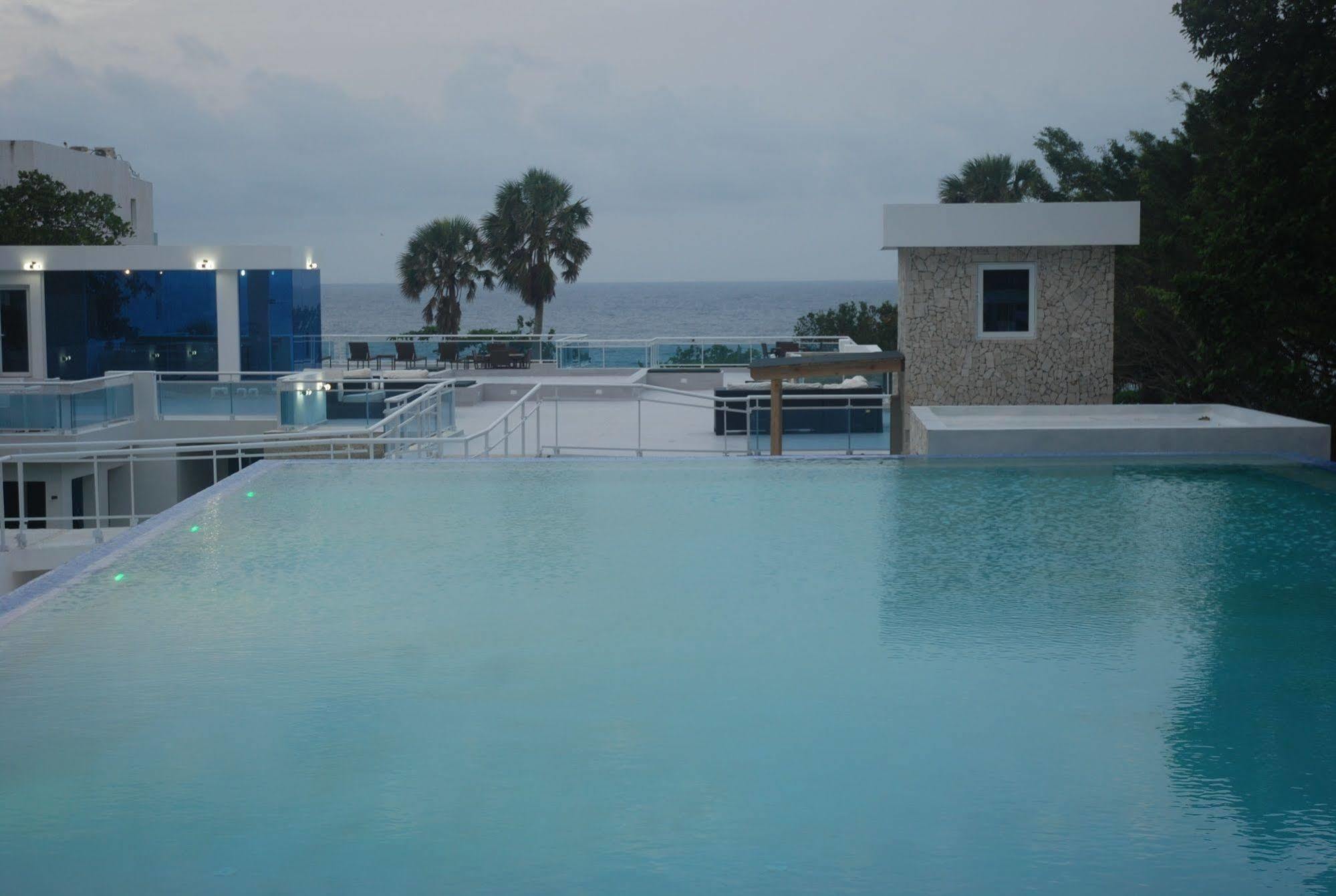 E&J Beach Condo Sosúa エクステリア 写真